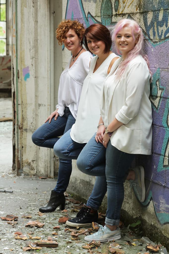 Estelle, Marie, Laura - © L'Atelier d'Estelle