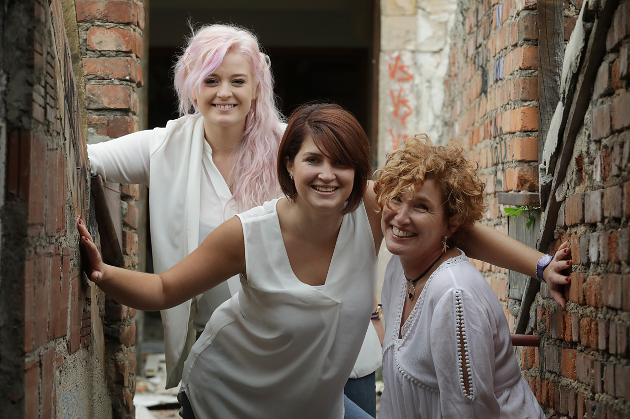Laura, Marie, Estelle - © L'Atelier d'Estelle